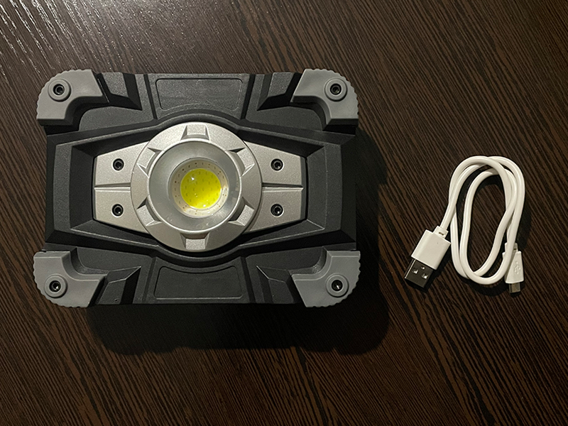 Прожектор-фонарь промышленный LED 10W COВ 1LED+RED/BLUE с USB Серый (5856) - фото 3 Прожектор-фонарь промышленный LED 10W COВ 1LED+RED/BLUE с USB Серый (5856) - фото 3