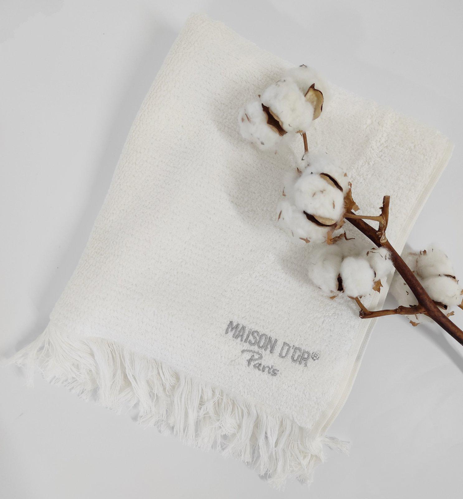 Полотенце Maison D'or Marcel 85x150 Ecru (CN6071) - фото 1 Полотенце Maison D'or Marcel 85x150 Ecru (CN6071) - фото 1