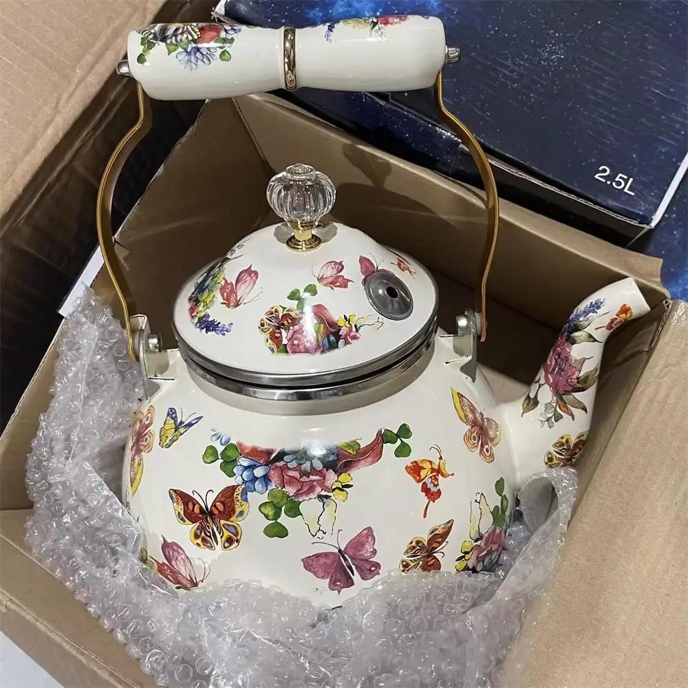 Чайник эмалированный винтажный KSL со свистком 2,5 л для газовой плиты (47111) - фото 4 Чайник эмалированный винтажный KSL со свистком 2,5 л для газовой плиты (47111) - фото 4