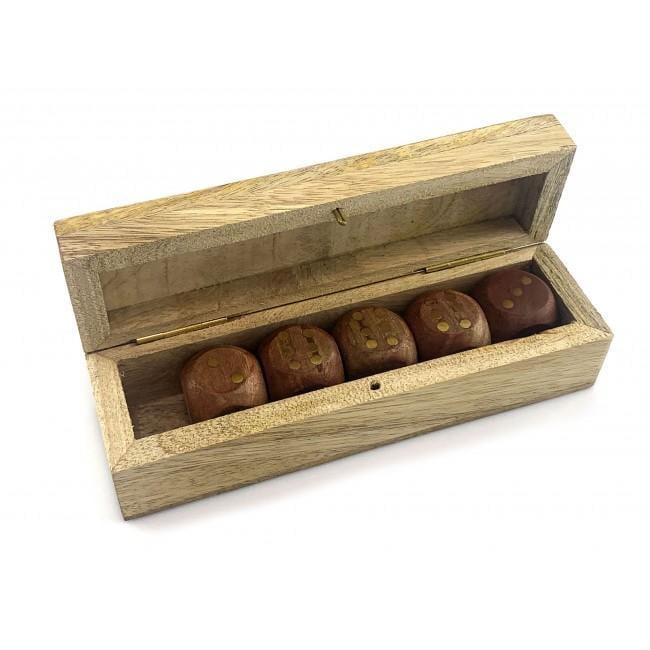Игральные кости в деревянном футляре 12×7х4х4 см (34839)