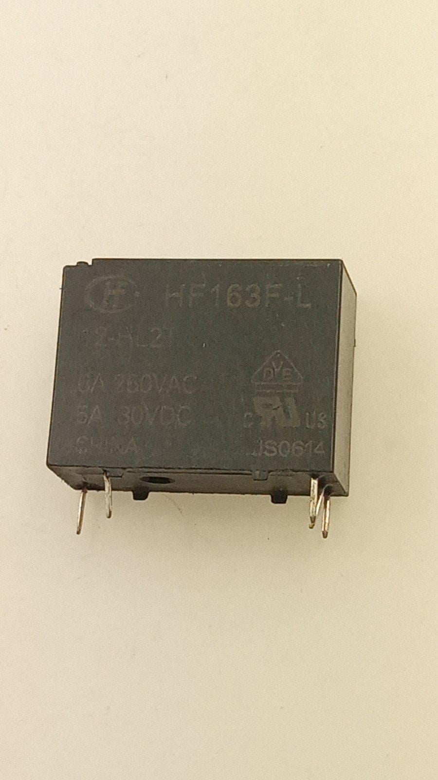 Реле HF163F-L/12-HL2T 12VDC 16A 250V 105C 24x10x18,8 мм (18200)