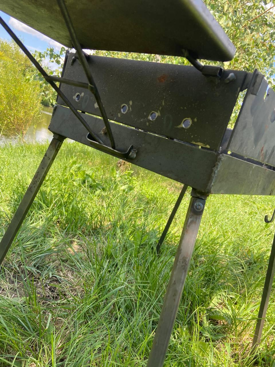 Мангал Валіза на 12 шампурів з двома столиками метал 3 мм - фото 5