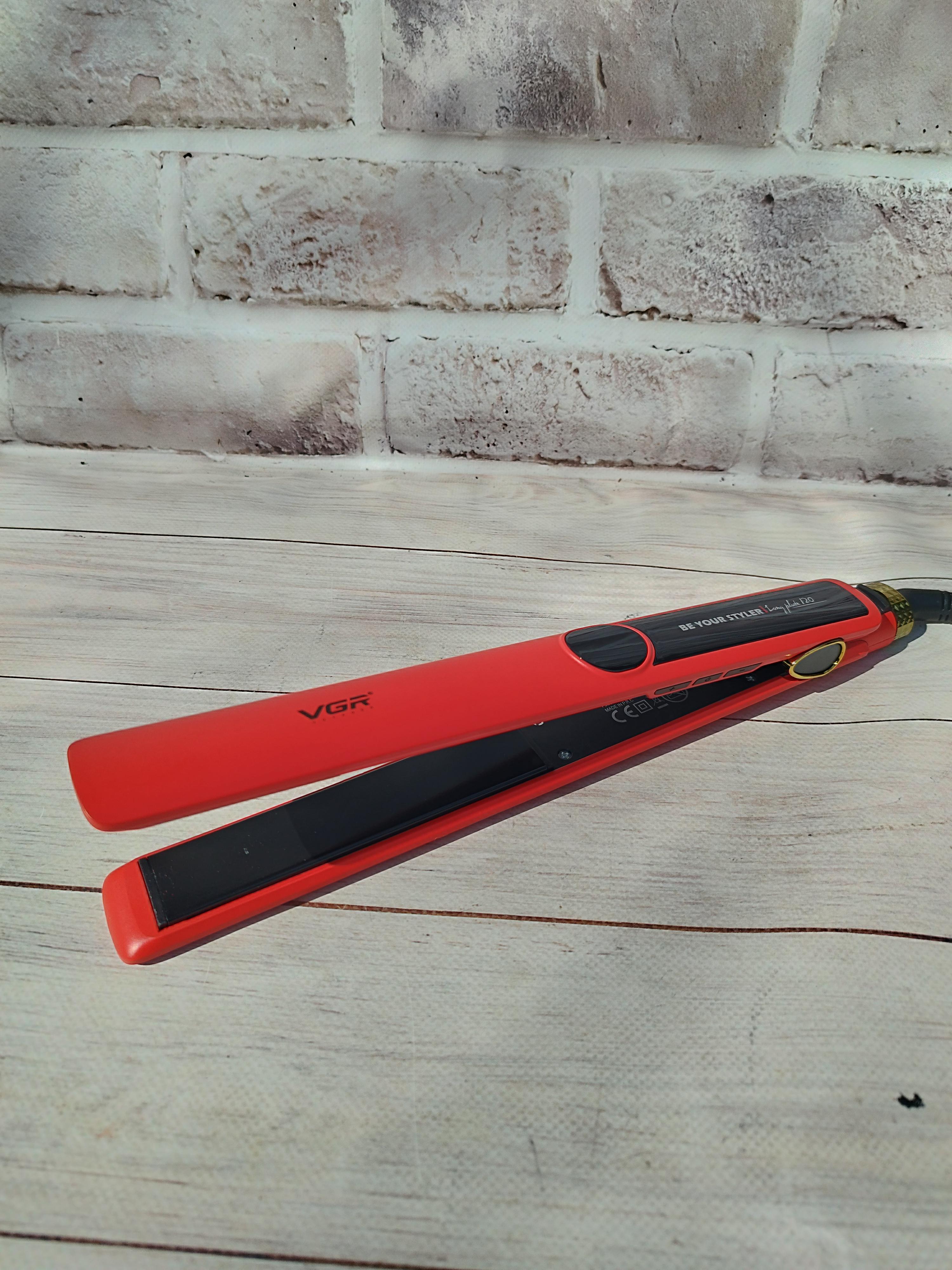 Плойка для волос VGR V-518-R с керамическими пластинами Красный (24791537)