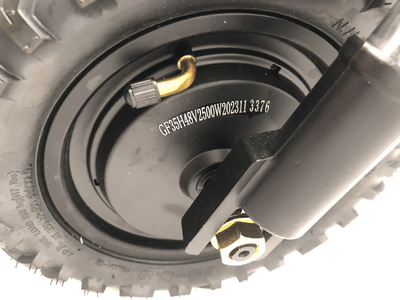 Электросамокат Tesla 3500 2500х2 полноприводный 48v 24000Ah - фото 3 Электросамокат Tesla 3500 2500х2 полноприводный 48v 24000Ah - фото 3