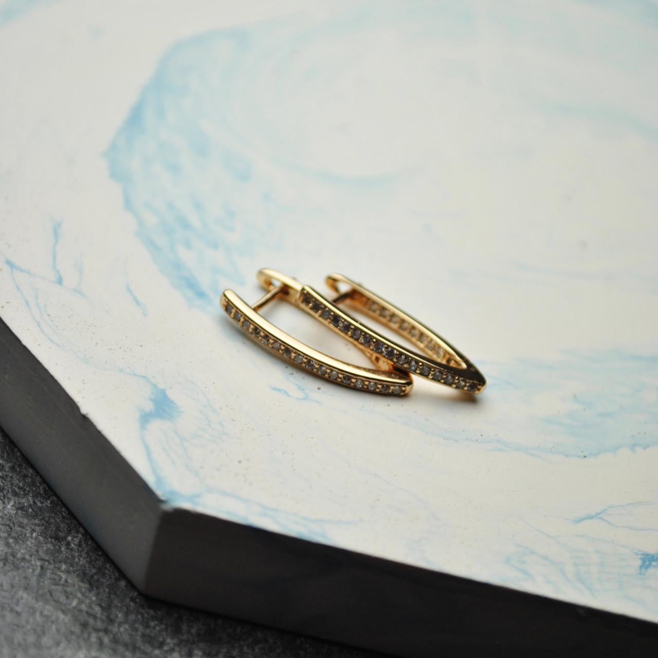 Серьги скобы с фианитами медицинская сталь позолота (x165)