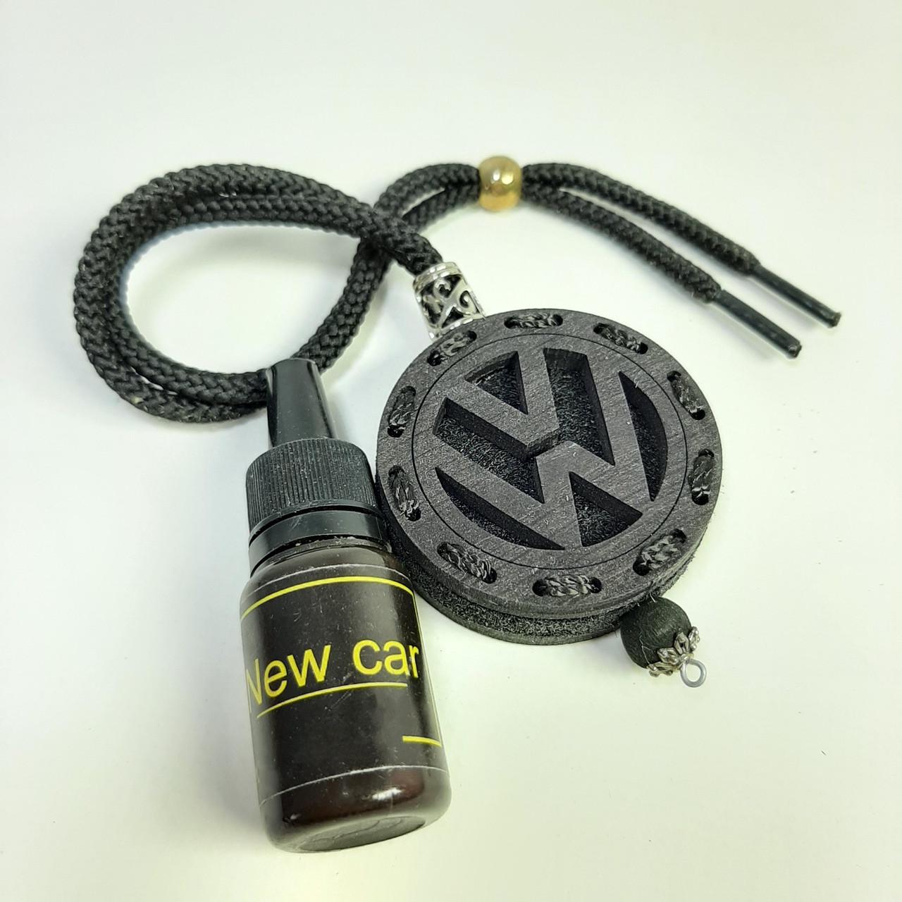 Ароматизатор в авто з дерева та повсті з логотипом Volkswagen з ароматом New Car 10 мл (KG-12914) - фото 2