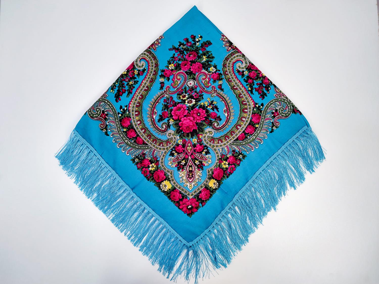 Платок цветочный орнамент 120х120 см Голубой М49 (29416900)