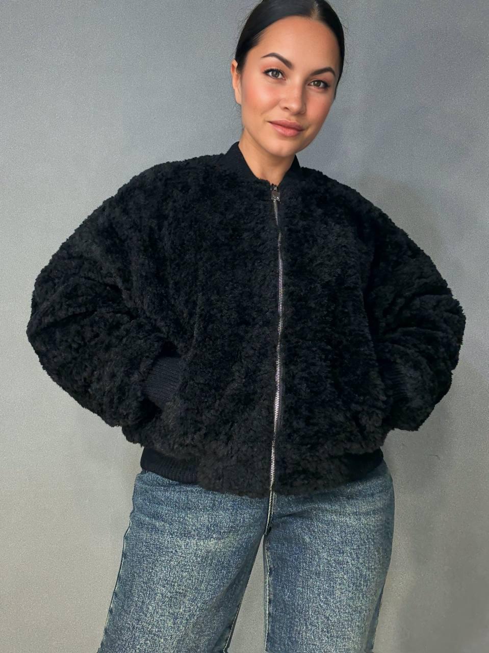 Шуба жіноча Lady Yep 10016 хутро тедді бомбер коротка оверсайз р. 44 Чорний (5897) - фото 3 Шуба жіноча Lady Yep 10016 хутро тедді бомбер коротка оверсайз р. 44 Чорний (5897) - фото 3