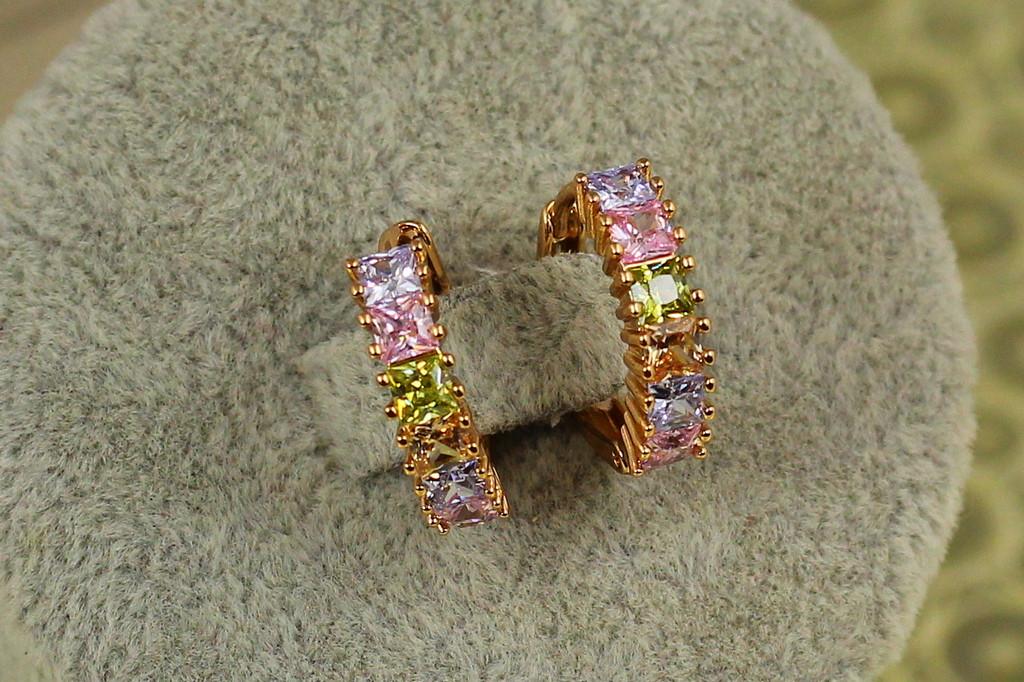 Серьги кольца Хuping Jewelry с крупными разноцветными камнями 1,5 см Золотистый (2433846292)