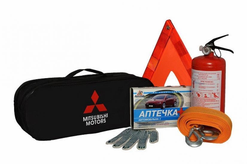 Набор автомобилиста Mitsubishi аптечка/трос/огнетушитель 50х18х17 см Black (117963)