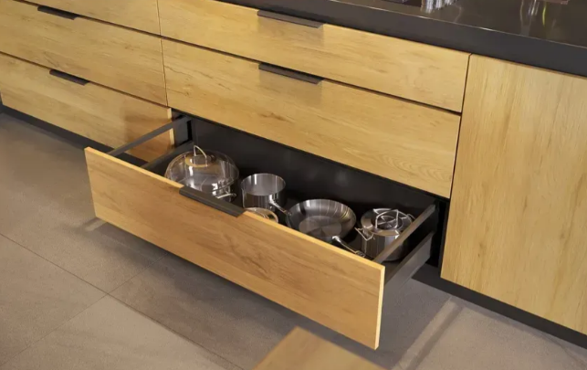 Выдвижная система GTV MODERN BOX PRO L-400 средний H-135 Графитовый (PB-MBPRO-KPL400B) - фото 2 Выдвижная система GTV MODERN BOX PRO L-400 средний H-135 Графитовый (PB-MBPRO-KPL400B) - фото 2