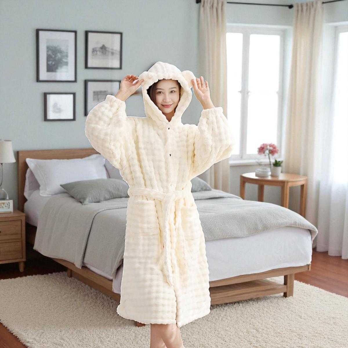 Халат женский теплый Koloco с капюшоном one size (41994) Халат женский теплый Koloco с капюшоном one size (41994)