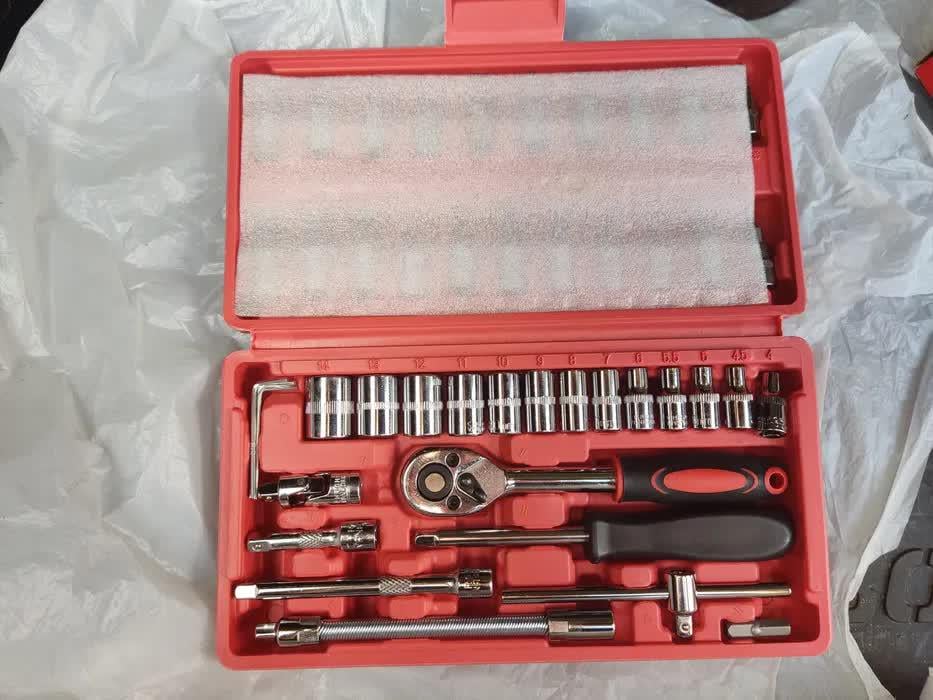 Комплект инструментов PCS SOCKET WRENCH SET для ремонта в пластиковом кейсе 46 дет. (28337653) - фото 2 Комплект инструментов PCS SOCKET WRENCH SET для ремонта в пластиковом кейсе 46 дет. (28337653) - фото 2