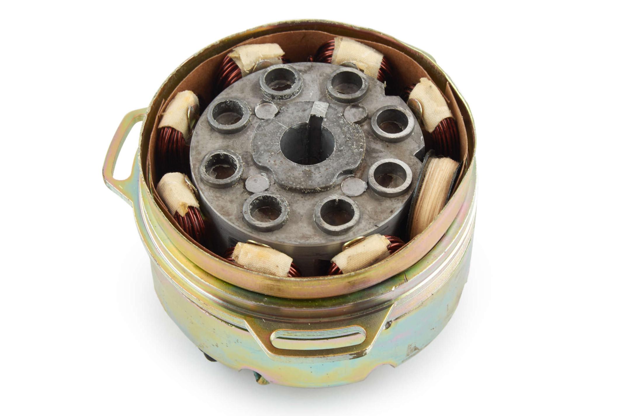 Генератор VDK для МИНСК 14V 65W (G-1409)