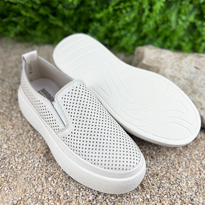 Лофери жіночі шкіряні Е-0010152-2 з імітацією перфорації р. 38 24,5 см Бежевий (25330905) - фото 4 Лофери жіночі шкіряні Е-0010152-2 з імітацією перфорації р. 38 24,5 см Бежевий (25330905) - фото 4