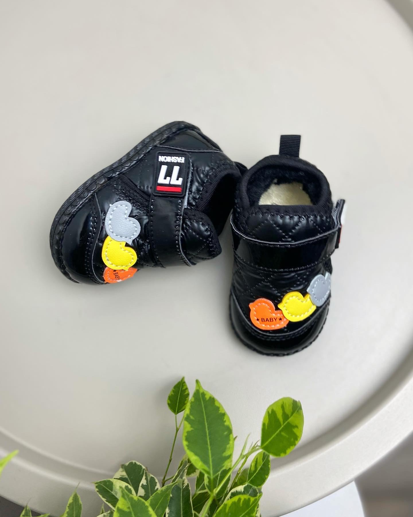 Чоботи осінні дитячі р. 17 Чорний (652)