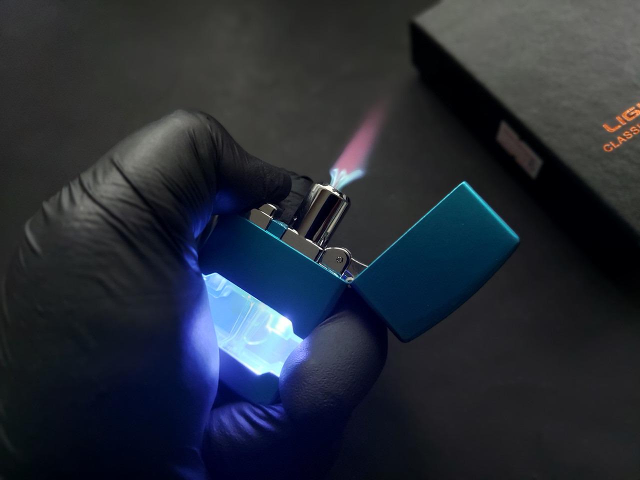 Зажигалка с подсветкой Lighter с турбонаддувом в подарочной упаковке (33720B) - фото 6