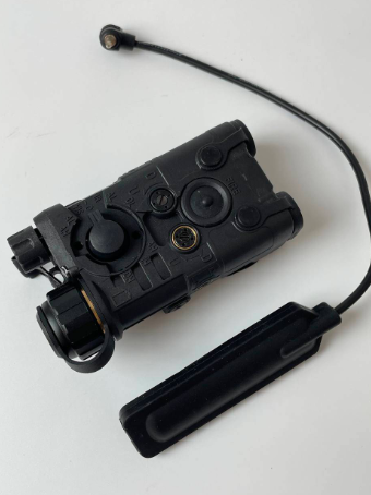 Лазерный целеуказатель SOTAC PEQ-NGAL IRR/Red Laser (41452) - фото 2