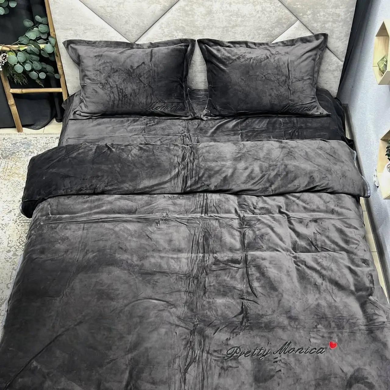 Комплект постельного белья 200х230 см наволочка 50х70 см 2 шт. Графит (П4К-monEV-002-06)