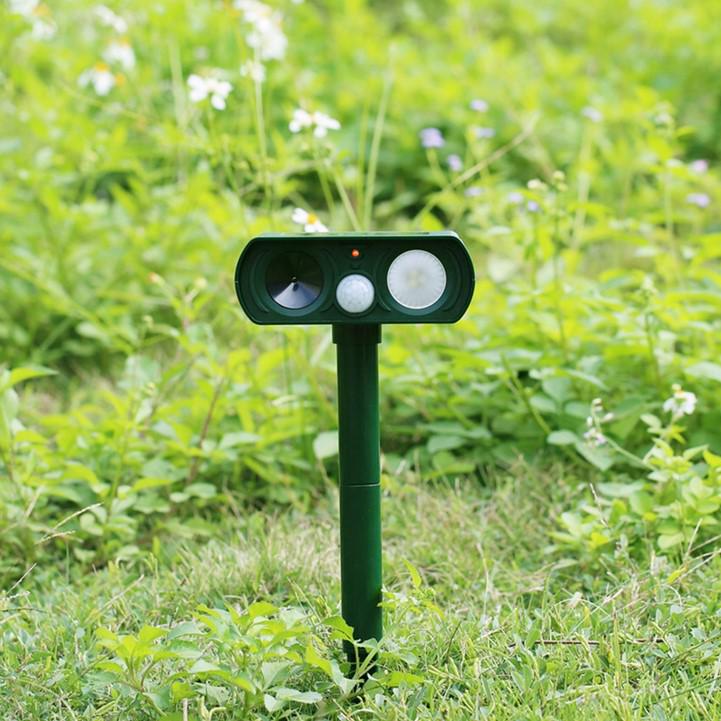 Отпугиватель кошек/собак/грызунов Garden Protector на солнечной батарее со всетовыми вспышками (59074513233112) - фото 6 Отпугиватель кошек/собак/грызунов Garden Protector на солнечной батарее со всетовыми вспышками (59074513233112) - фото 6