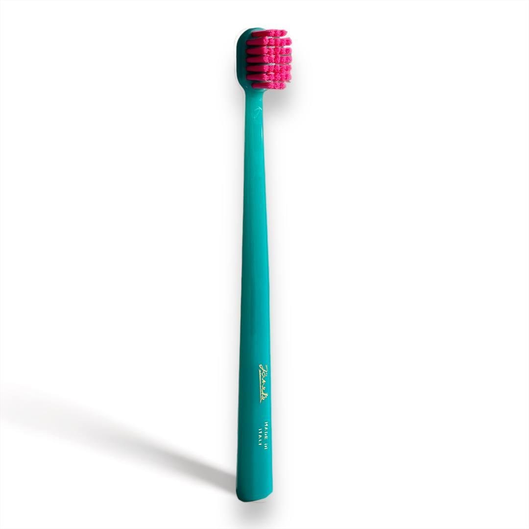 Зубная щетка средней жесткости Janeke Medium Toothbrush Бирюзовый/Розовый (14146219)