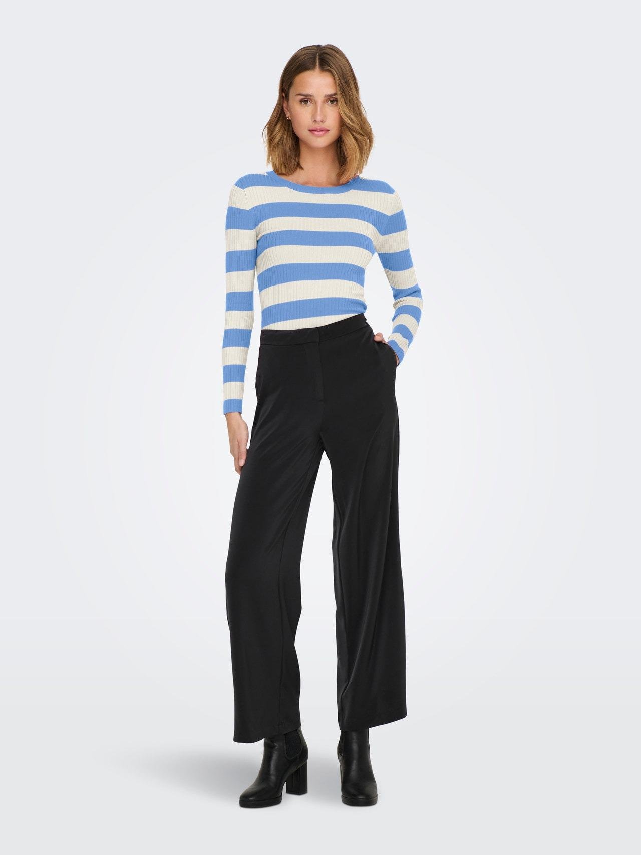 Свитер ONLY 15277223П Полоски M Бело-голубой Свитер ONLY 15277223П Полоски M Бело-голубой