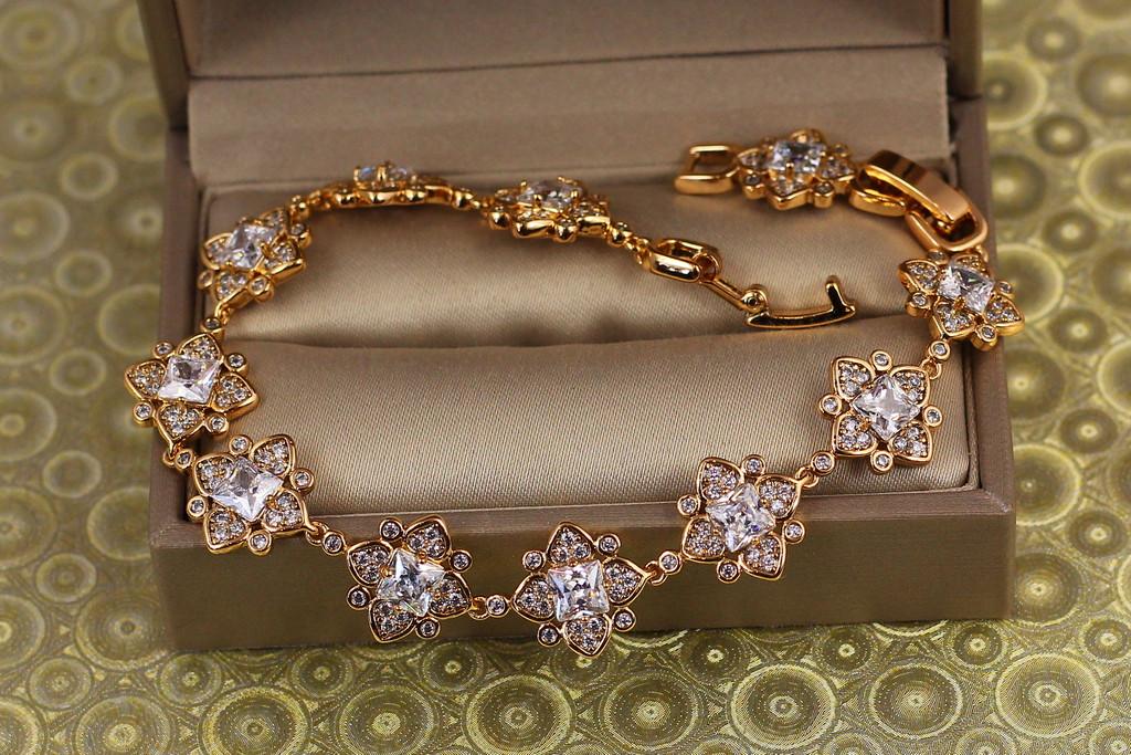 Браслет Xuping Jewelry Персия с белыми камнями 17 см Золотистый (2314146383)