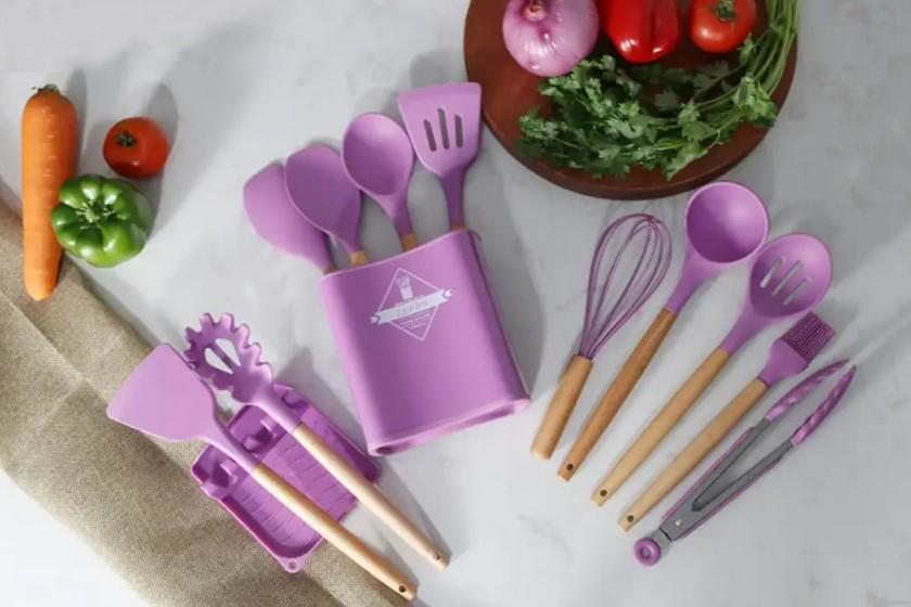 Набор кухонных принадлежностей ZP-053 силикон с деревянной ручкой 12 пр. Фиолетовый - фото 4 Набор кухонных принадлежностей ZP-053 силикон с деревянной ручкой 12 пр. Фиолетовый - фото 4