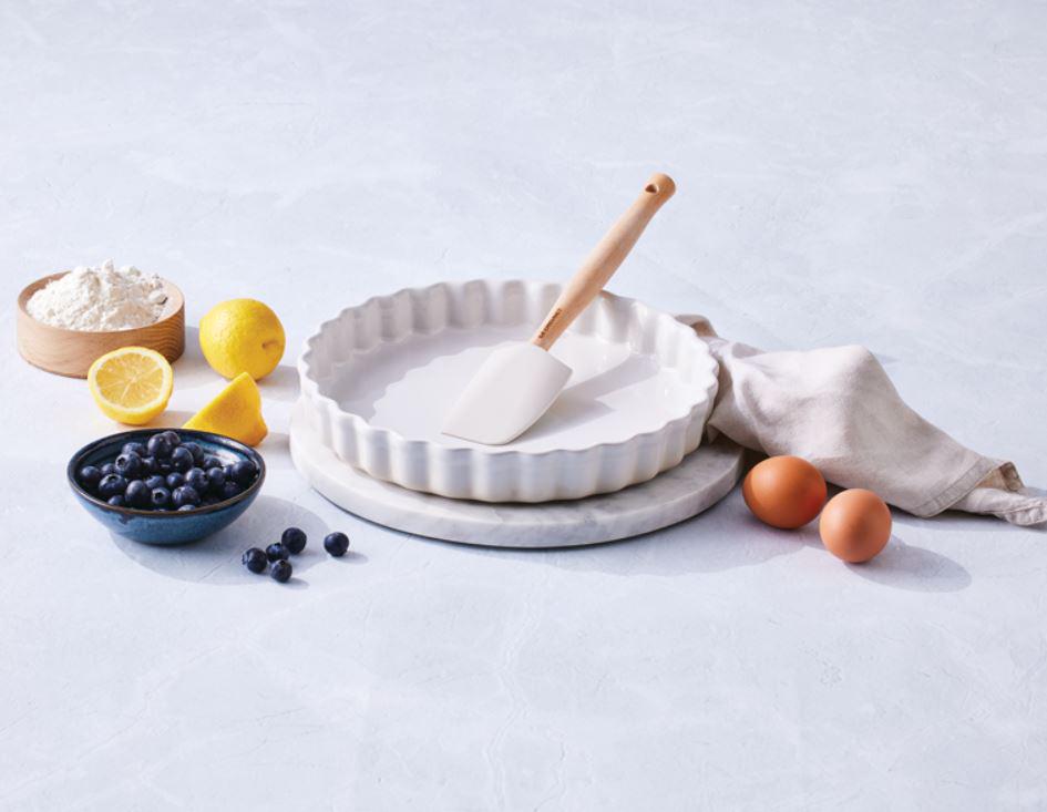 Лопатка Le Creuset Craft 28,5 см Meringue (42004297160000) - фото 4 Лопатка Le Creuset Craft 28,5 см Meringue (42004297160000) - фото 4