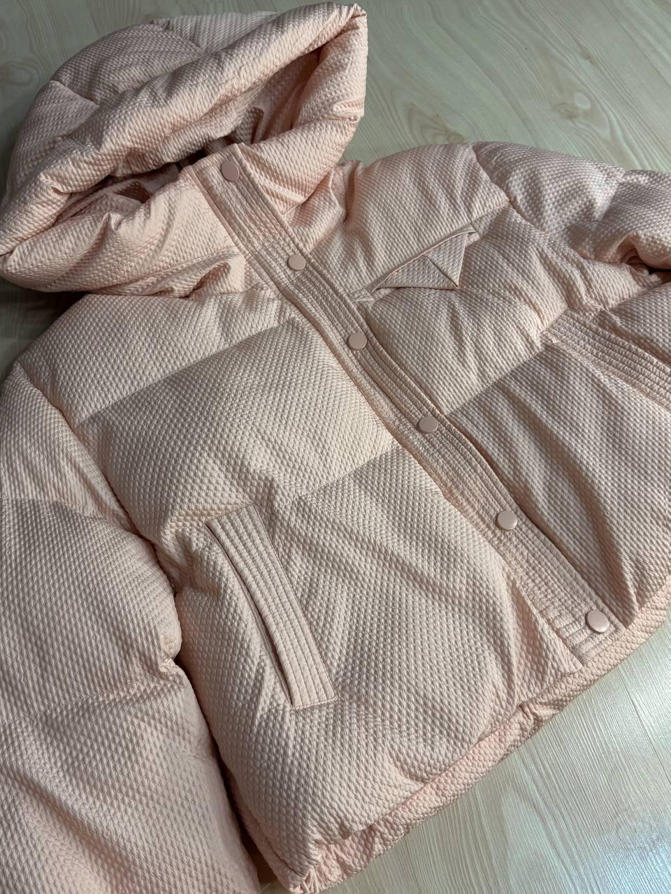 Куртка женская LADY YEP 10039 вафельная пуффер оверсайз с капюшоном р. 44 Пудровый (4886) - фото 6 Куртка женская LADY YEP 10039 вафельная пуффер оверсайз с капюшоном р. 44 Пудровый (4886) - фото 6