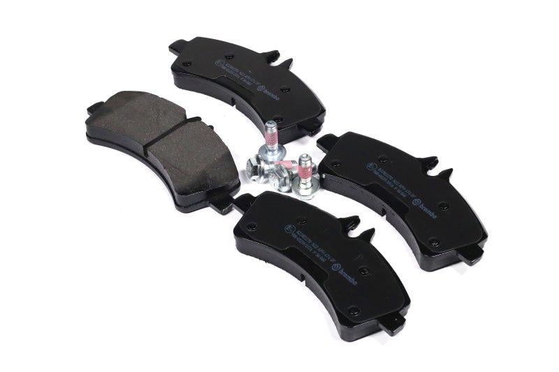 Тормозные колодки дисковые задние Mercedes Sprinter BREMBO P50060 (P 50060 BREMBO)