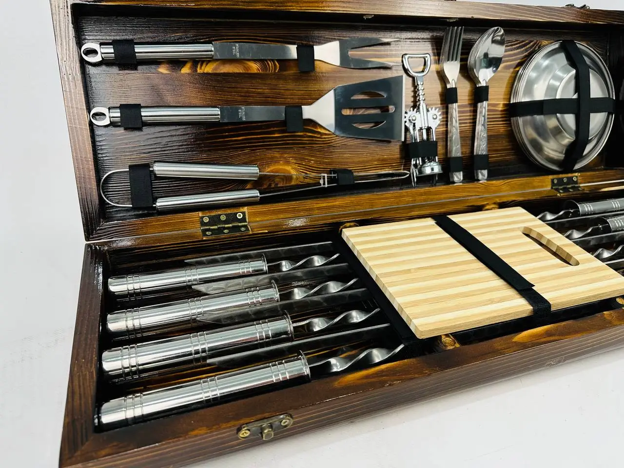 Набір шампурів в кейсі BBQ LUX дерев'яний люксовий ящик з нержавіючої сталі (2-10-KS-7807) - фото 3 Набір шампурів в кейсі BBQ LUX дерев'яний люксовий ящик з нержавіючої сталі (2-10-KS-7807) - фото 3