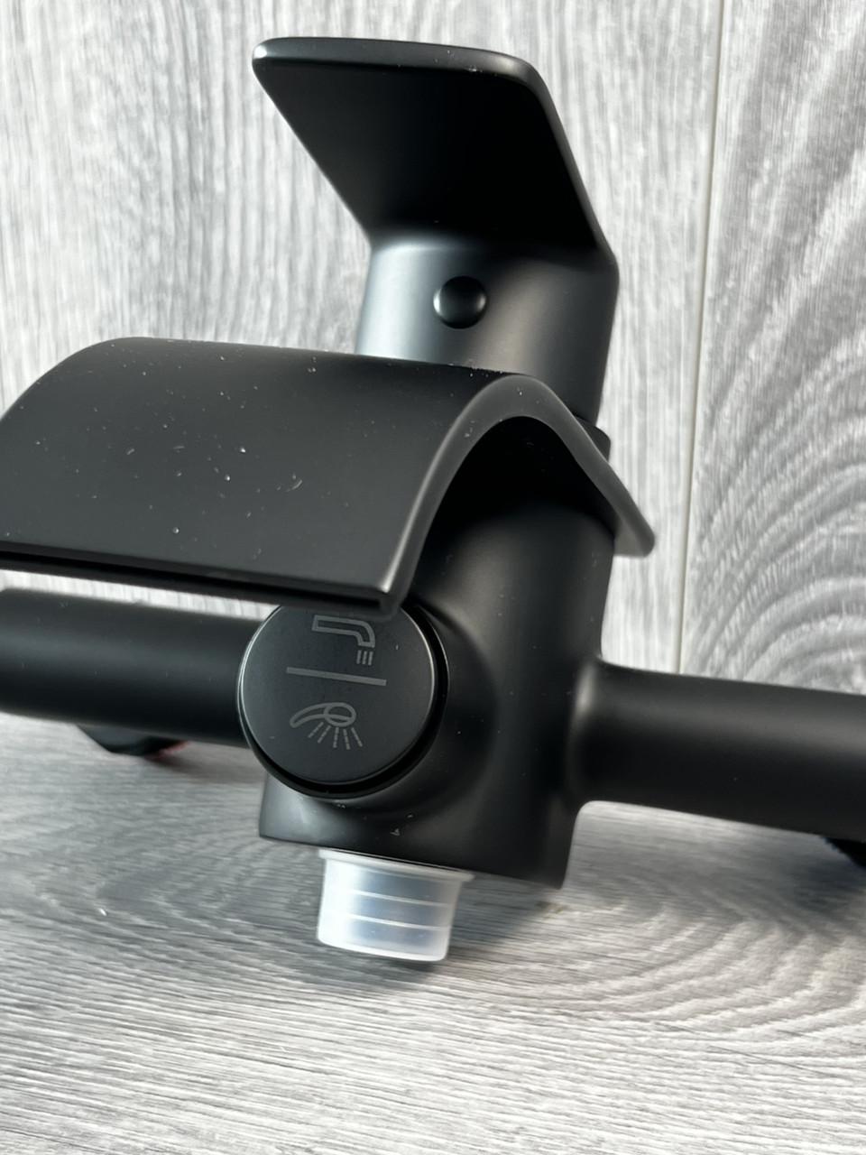 Смеситель для ванны однорычажный короткий излив Черный - фото 5 Смеситель для ванны однорычажный короткий излив Черный - фото 5