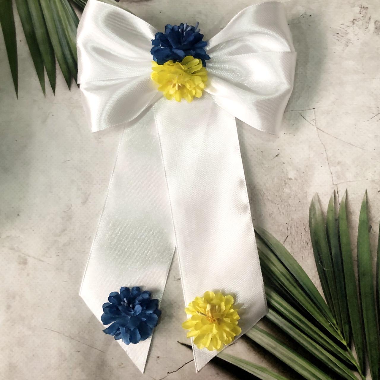 Бант на заколке 13х20 см Белый (1143200)