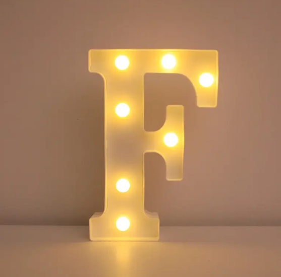 Літера з підсвіткою F об'ємна маленька 21x16 см Білий (553110/5) Літера з підсвіткою F об'ємна маленька 21x16 см Білий (553110/5)