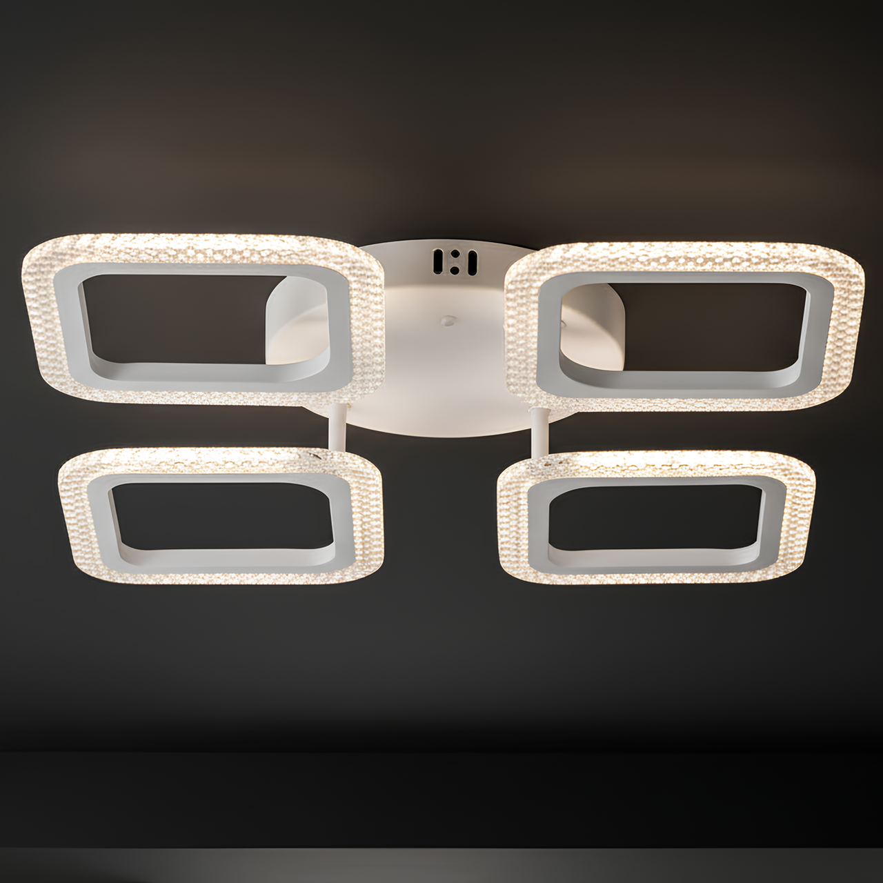 Люстра світлодіодна Valeso 64W в сучасному стилі 3000-6500K Білий (G 2708/4 WT) Люстра світлодіодна Valeso 64W в сучасному стилі 3000-6500K Білий (G 2708/4 WT)