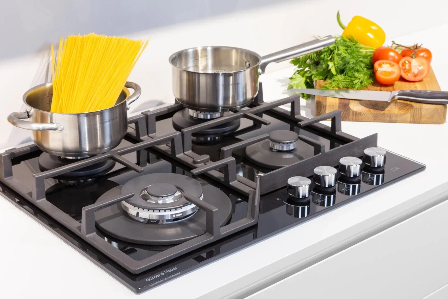 Варочная поверхность стеклянная газовая Gunter&Hauer GT 642 с турбоконфоркой - фото 6 Варочная поверхность стеклянная газовая Gunter&Hauer GT 642 с турбоконфоркой - фото 6