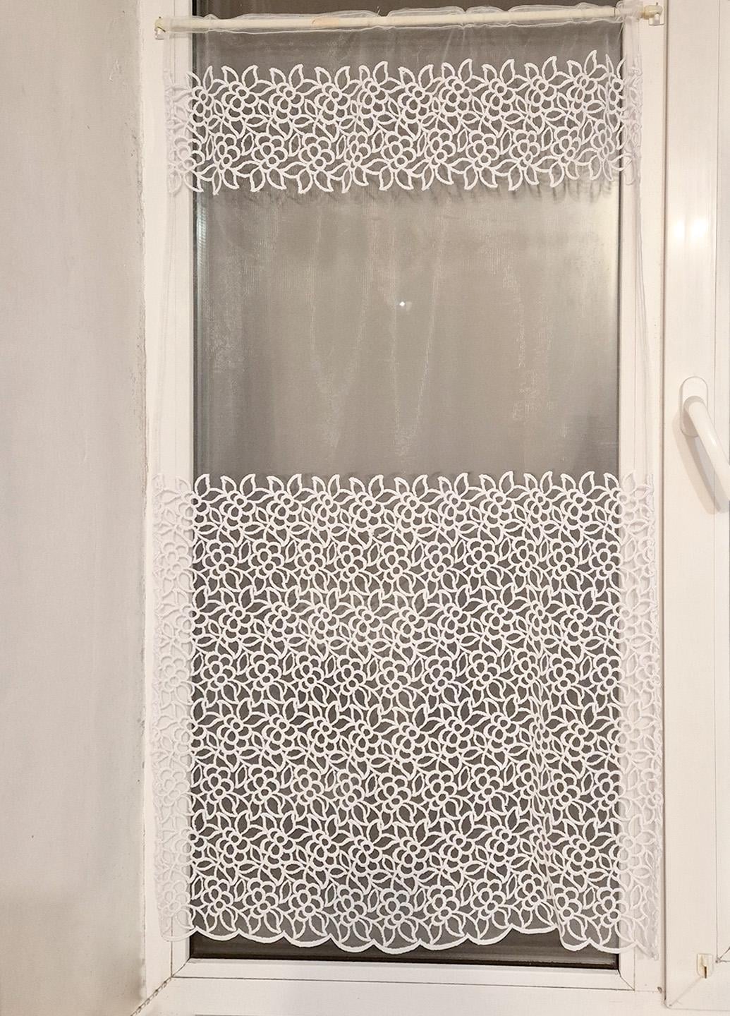 Занавеска на створке окна Firanka Mini flowers 60x110 см Белый (10_2ф) Занавеска на створке окна Firanka Mini flowers 60x110 см Белый (10_2ф)