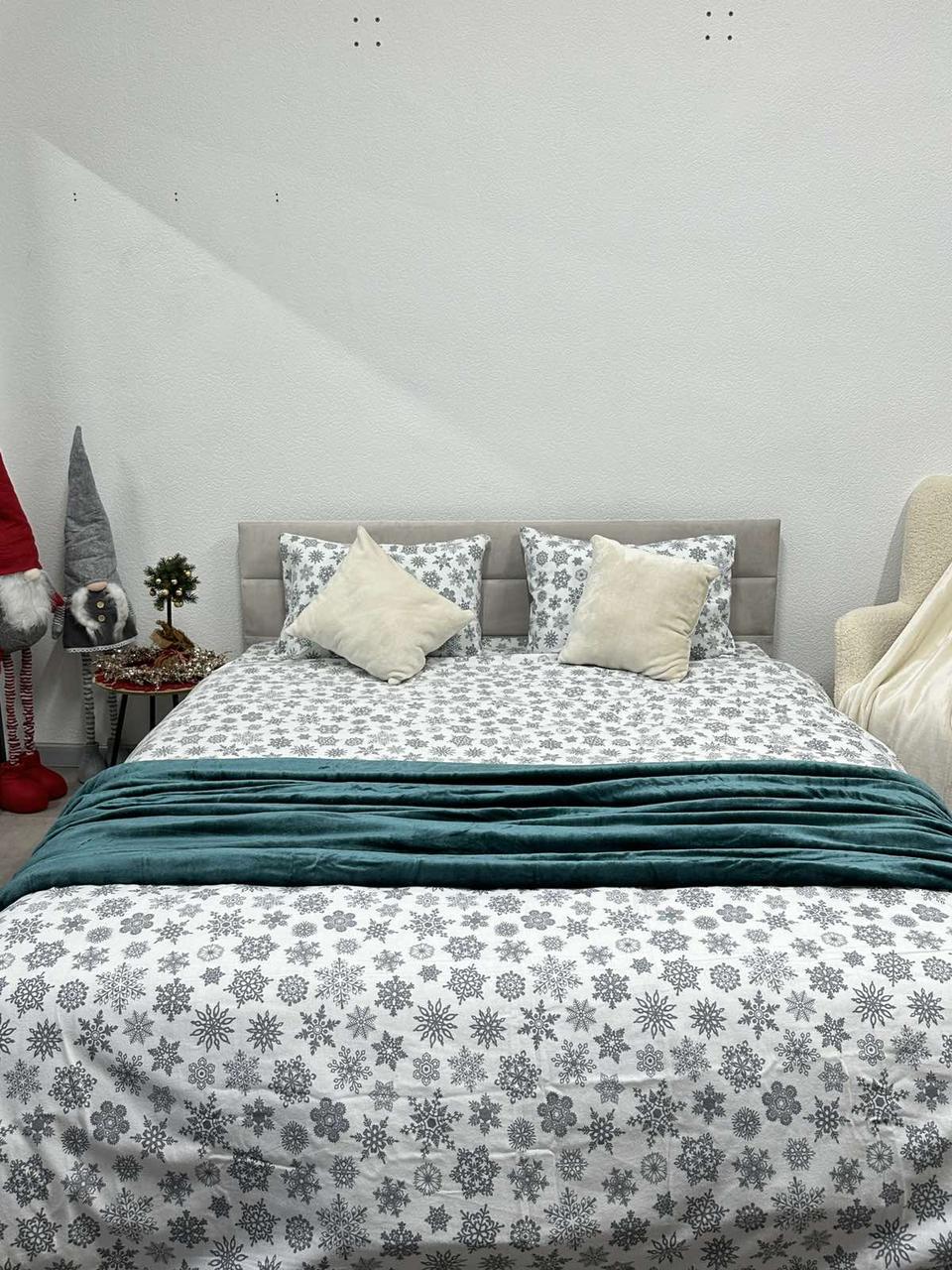 Комплект постільної білизни Ecotton Сніжинка полуторна 150х215 см Білий