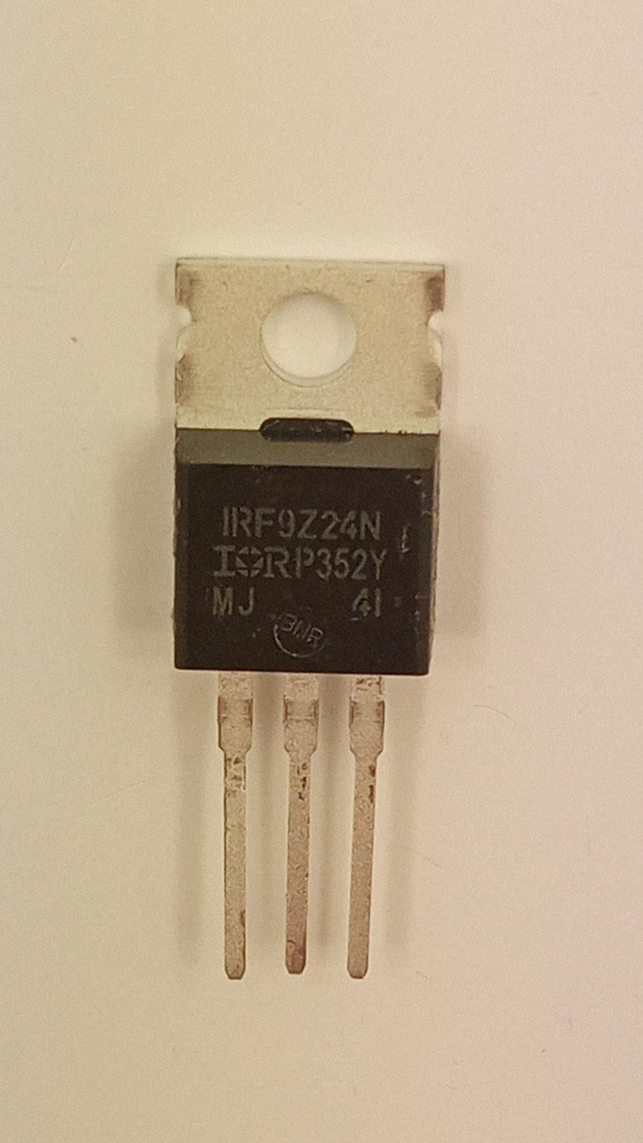 Транзистор IRF9Z24NPBF n-channel 55V 17A 0,07 Om TO-220 (05176)