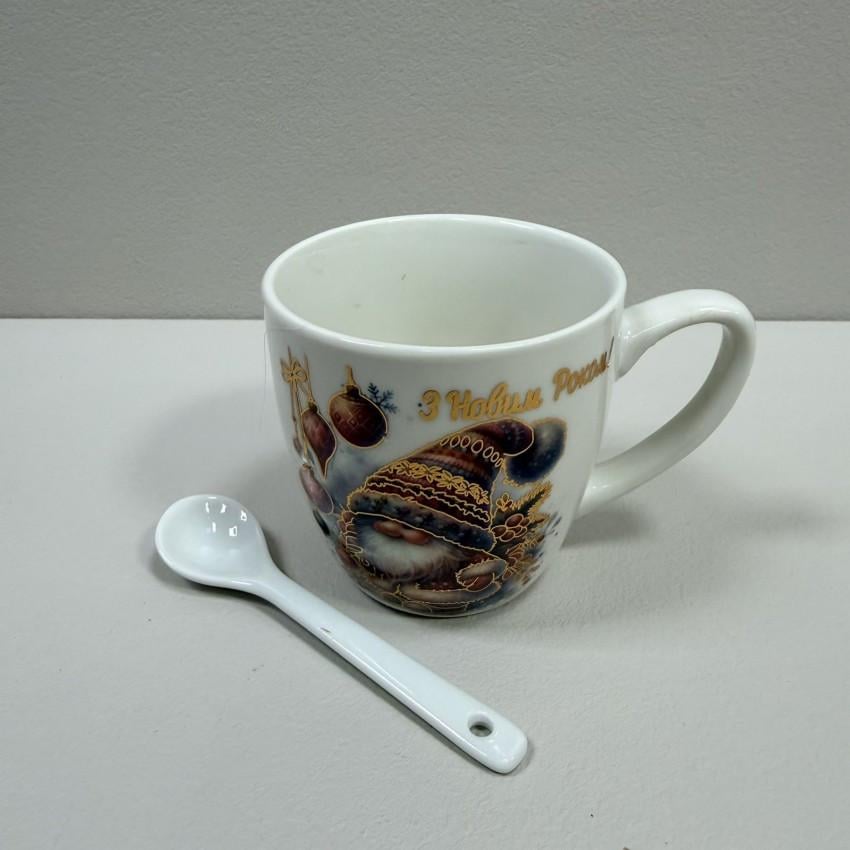 Чашка новорічна з ложкою в подарунковій коробці керамічна 175 мл 7,5 см d 7,4 см (1948/3656-4)