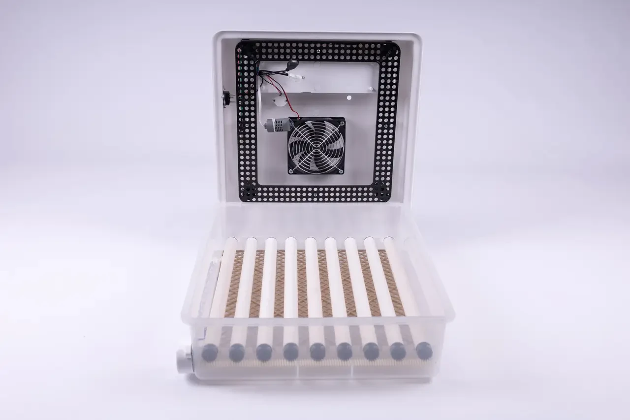 Инкубатор автоматический ПТАХА 64W 220/12В (11487)