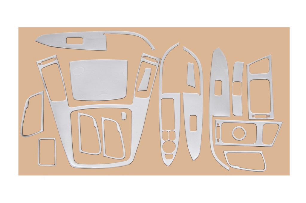 Накладки на панель Meric BIG для Hyundai I-30 2007-2011 гг. Алюминий (83936)