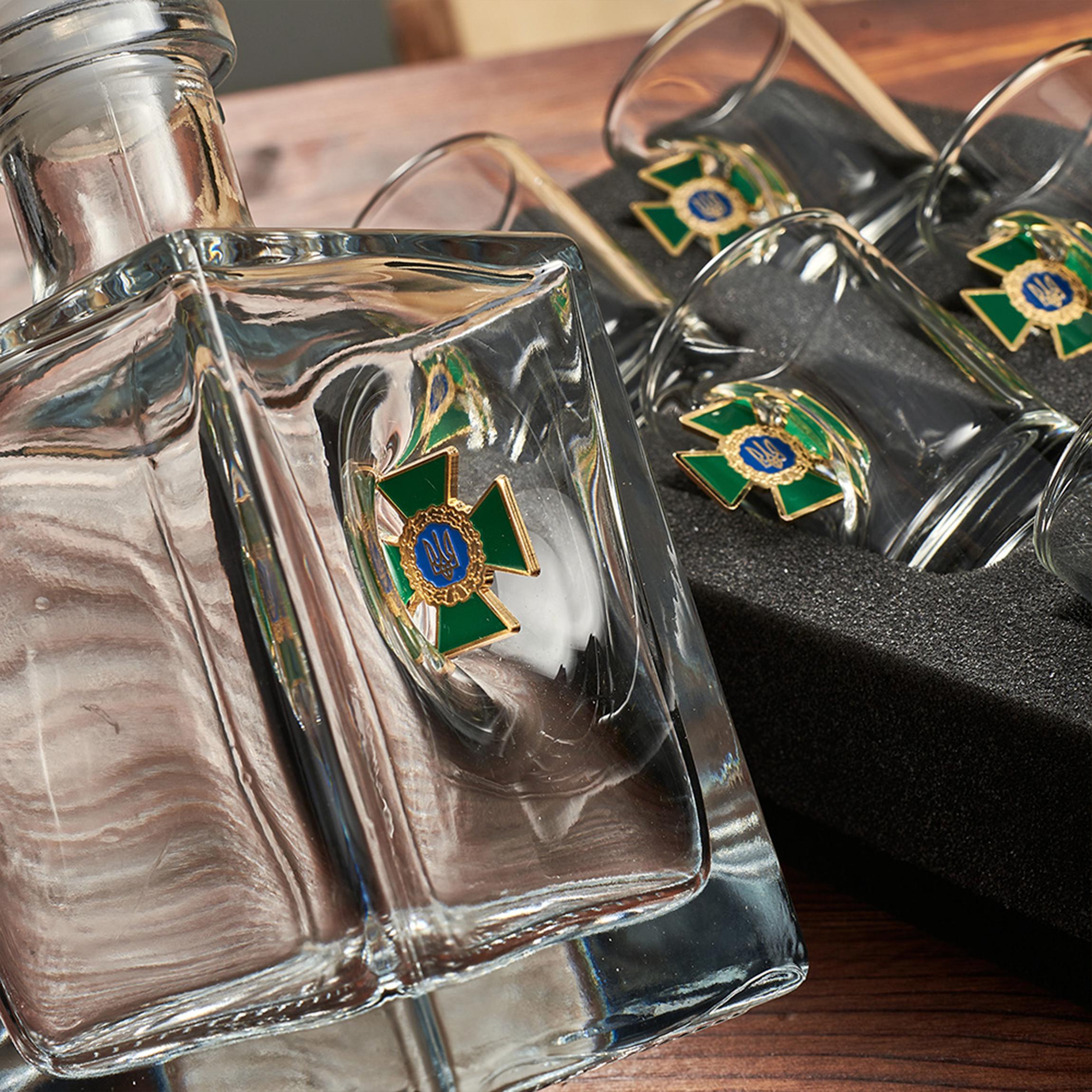 Набор VSKLO БК маленький графин и рюмки ГПСУ (28918601) - фото 5 Набор VSKLO БК маленький графин и рюмки ГПСУ (28918601) - фото 5