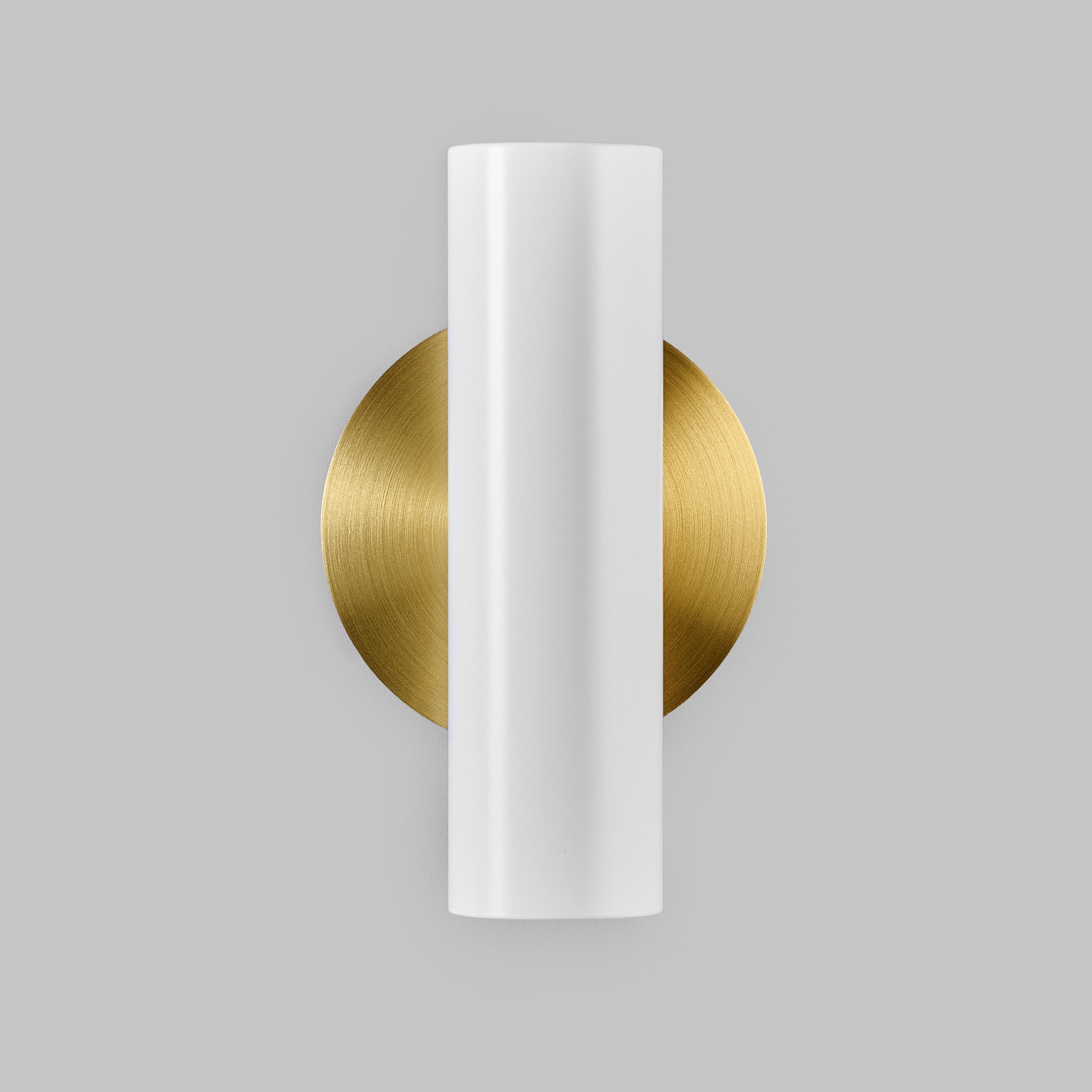 Настенный двойной светильник с деталями из латуни Brass Бра для ванной или спальни White (BRASS2) - фото 2 Настенный двойной светильник с деталями из латуни Brass Бра для ванной или спальни White (BRASS2) - фото 2