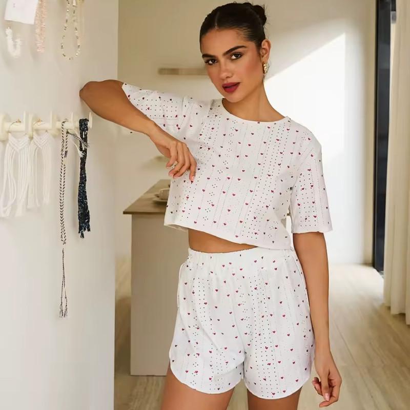 Пижама-комплект женская Lesko SM24107AYH Красные сердца футболка и шорты XL Белый (28525453) - фото 5 Пижама-комплект женская Lesko SM24107AYH Красные сердца футболка и шорты XL Белый (28525453) - фото 5