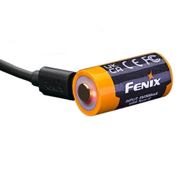 Аккумулятор Fenix 16340 800 mAh Li-ion с Type-C зарядкой Черно-желтый - фото 4 Аккумулятор Fenix 16340 800 mAh Li-ion с Type-C зарядкой Черно-желтый - фото 4