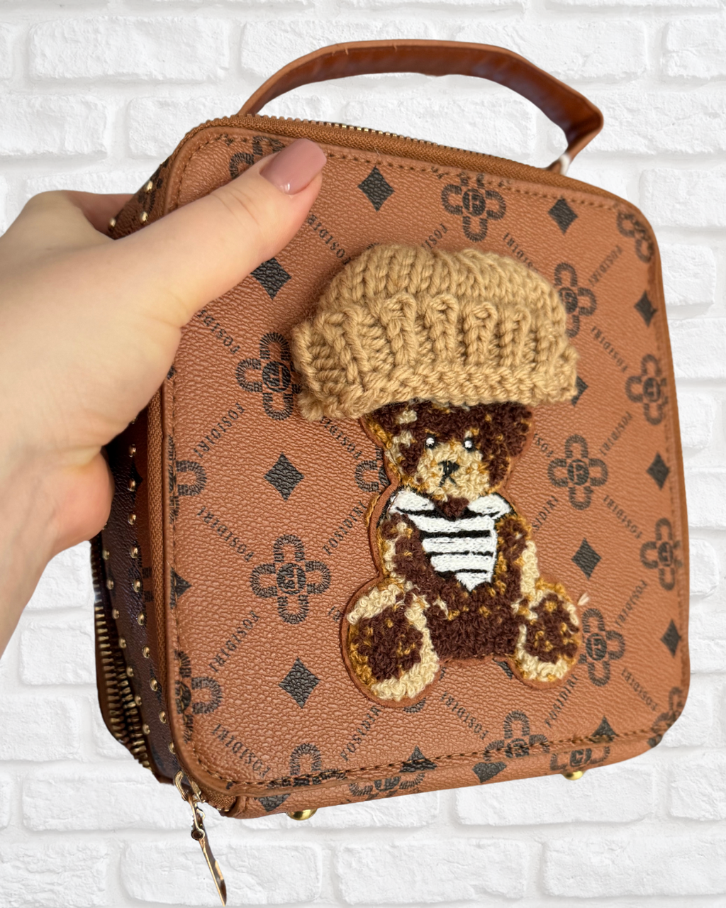 Сумка из экокожи Мишка Тедди Светло-коричневый (24984755) - фото 2 Сумка из экокожи Мишка Тедди Светло-коричневый (24984755) - фото 2