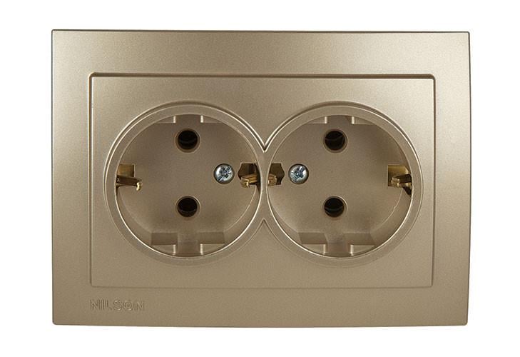 Розетка двомісна Nilson Touran з заземленням Золотий (00000011867) Розетка двомісна Nilson Touran з заземленням Золотий (00000011867)