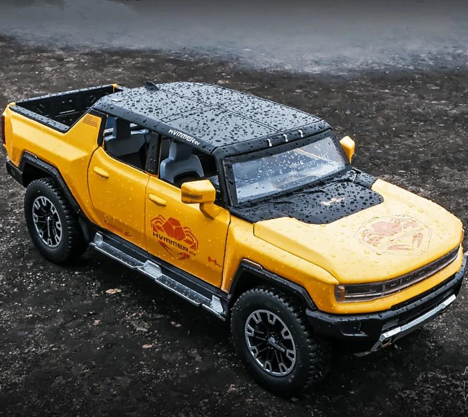 Машинка металева GMC Hummer EV 1:24. Звук/світло ефекти Жовтий - фото 2